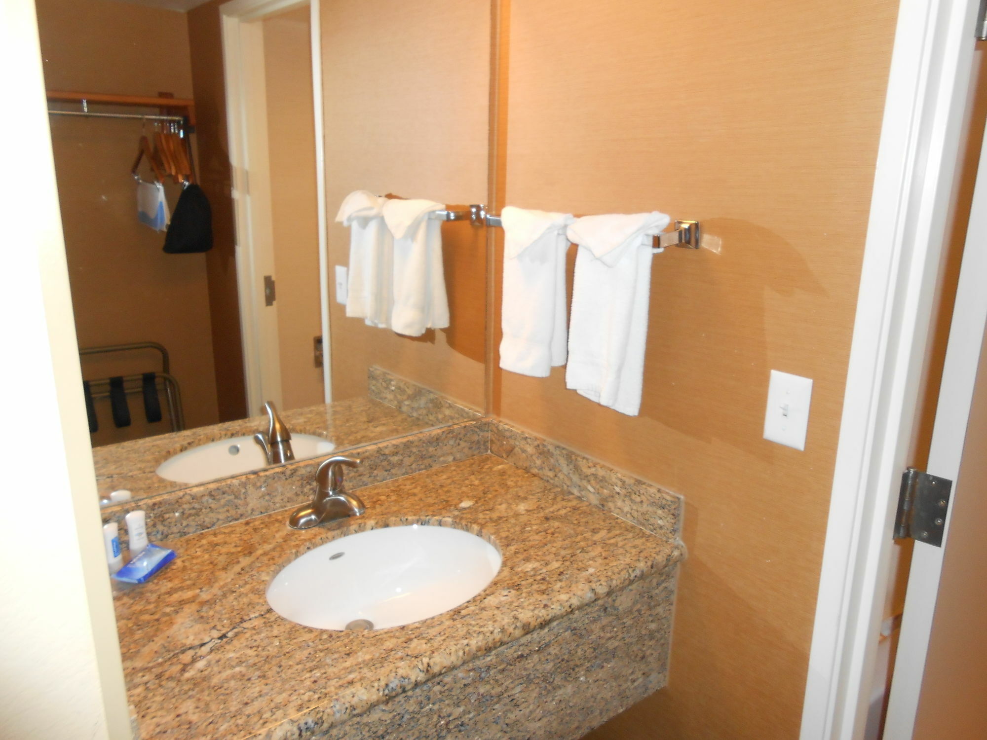 Greentree Inn And Suites Mesa / Phoenix Екстер'єр фото